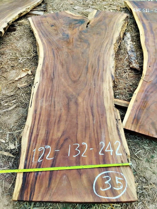 Tisch aus Akazienholz 35 - produziert in Thailand